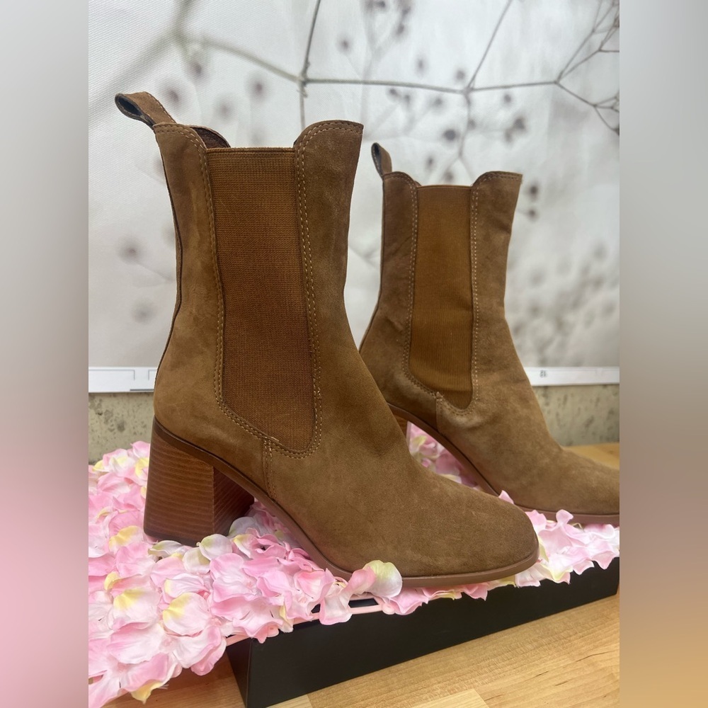 Steve Madden Women's Argent High Chelsea Booties Brown Suede Ankle Boots 9.5 - Picture 5 of 12